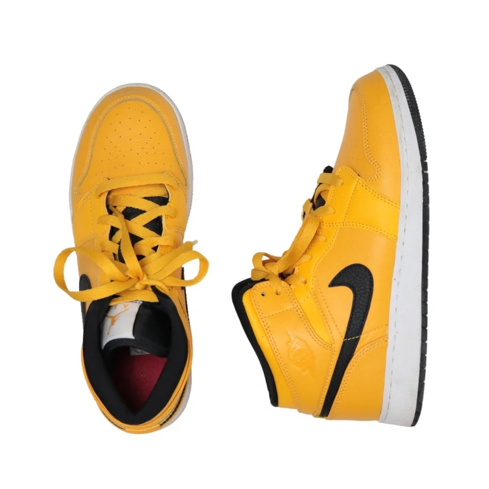Jordan 1 Mid University Gold Black Sneakers Size 7Y / Women Size 8.5 - Picture 1 of 7